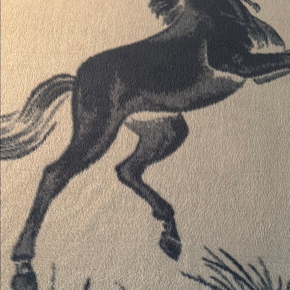 Unicorn Design Throw Blanket Reversible in Cream and Blue/gray - Picture 6 of 13